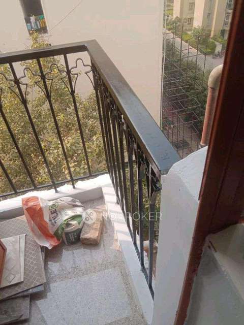 1 RK Flat In Dlf Reagle Garden Sector 90 For Sale  In Regal Garden