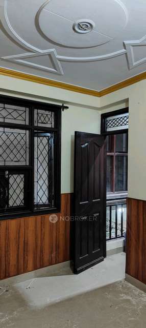 1 BHK Flat In Apartment  for Rent  In Shaheen Bag