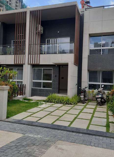 Single Room for Male In 3 BHK  In Gera Planet Of Joy In Gera Planet Of Joy