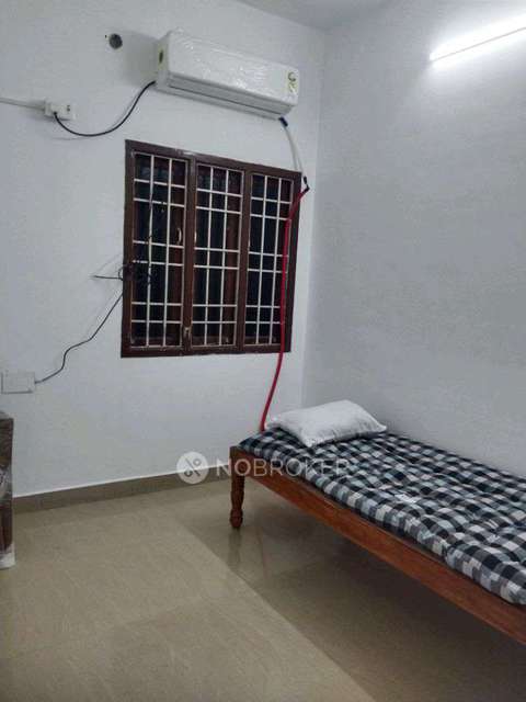 Single Room for Male In 3 BHK  In Mylapore