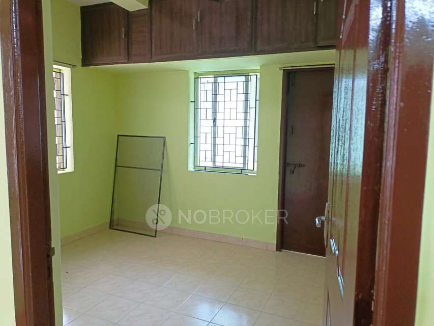 2 BHK Flat In Individual 4 Portions Apartment for Rent  In West Balaji Nagar