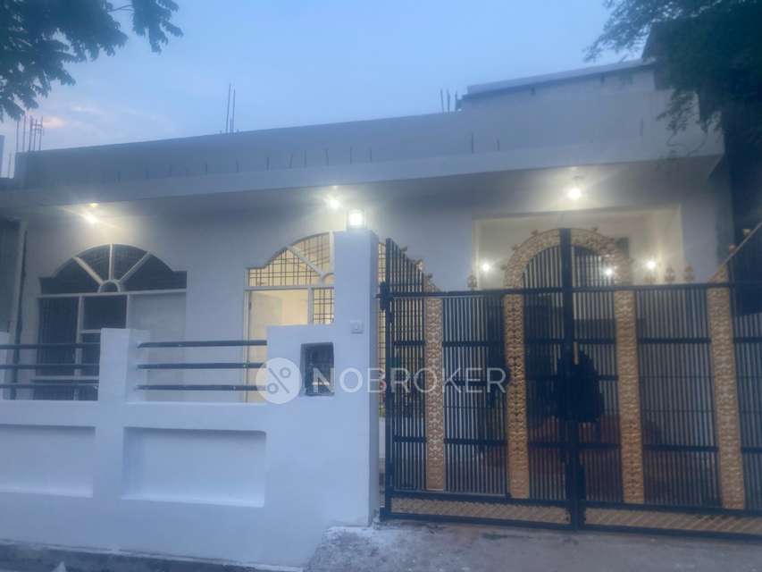 3 BHK Villa In Ntpc Anandam Society for Rent  In Sector Chi2