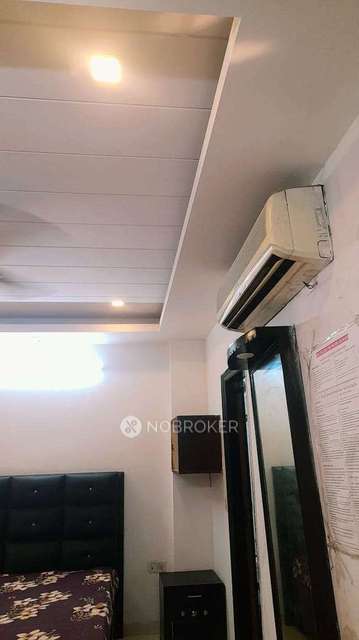 PG for Girls in Karol Bagh