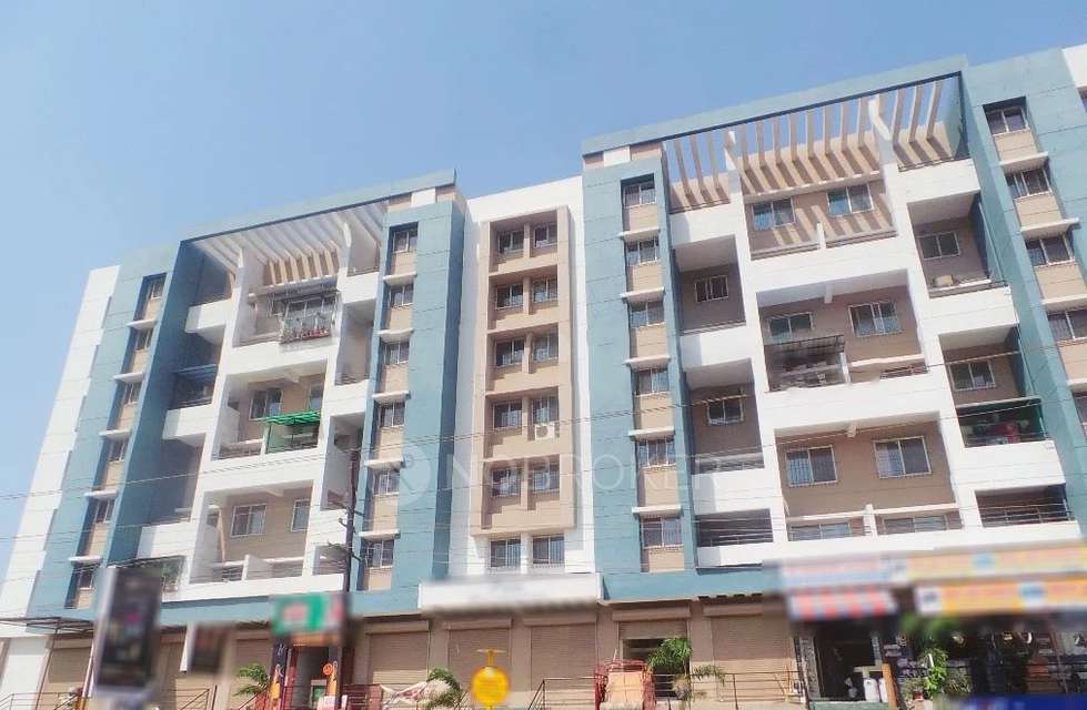 Shared Room for  In 2 BHK  In Aurus Society In Baner