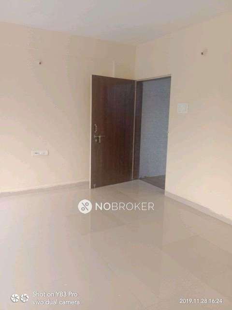 2 BHK Flat In Laxmi Apartment For Sale  In Uttam Nagar