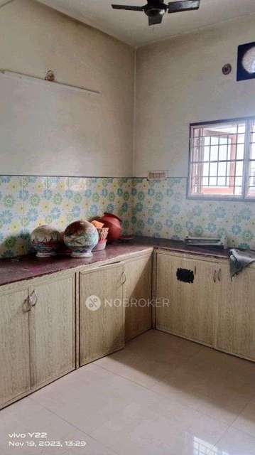 2 BHK Flat In Sri Vignesh Flat For Sale  In Chitlapakkam