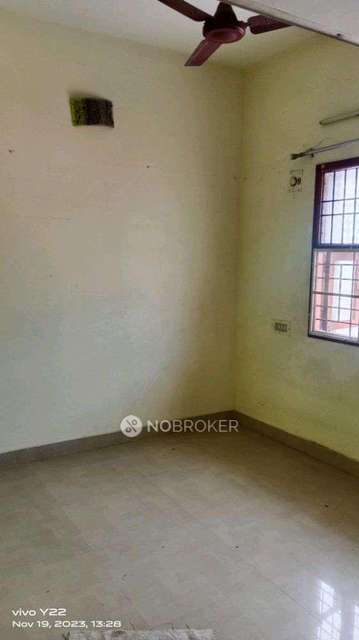 2 BHK Flat In Sri Vignesh Flat For Sale  In Chitlapakkam