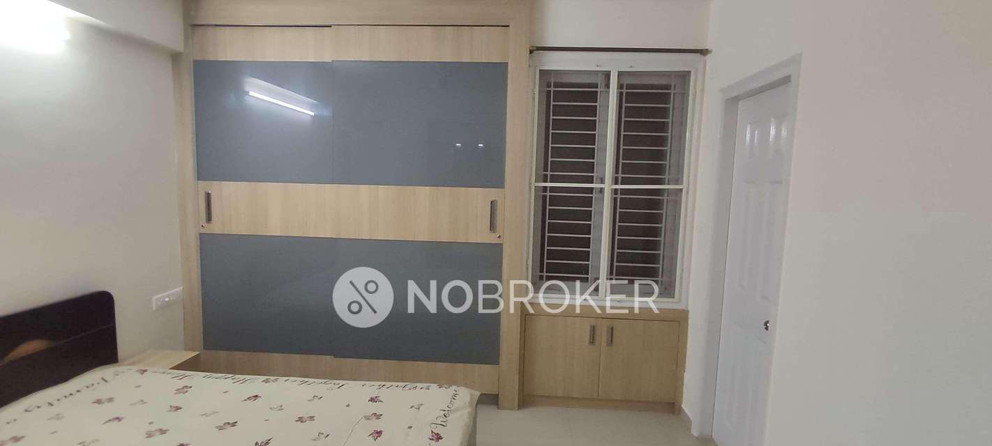 2 BHK Flat In Saroj Whitesands Apartment, Ring Road, Bangalore For Sale  In Ring Road, Bangalore