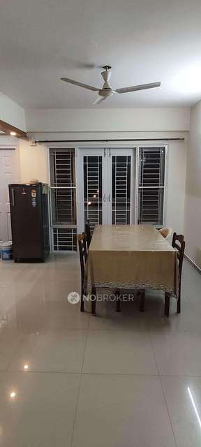 2 BHK Flat In Saroj Whitesands Apartment, Ring Road, Bangalore For Sale  In Ring Road, Bangalore