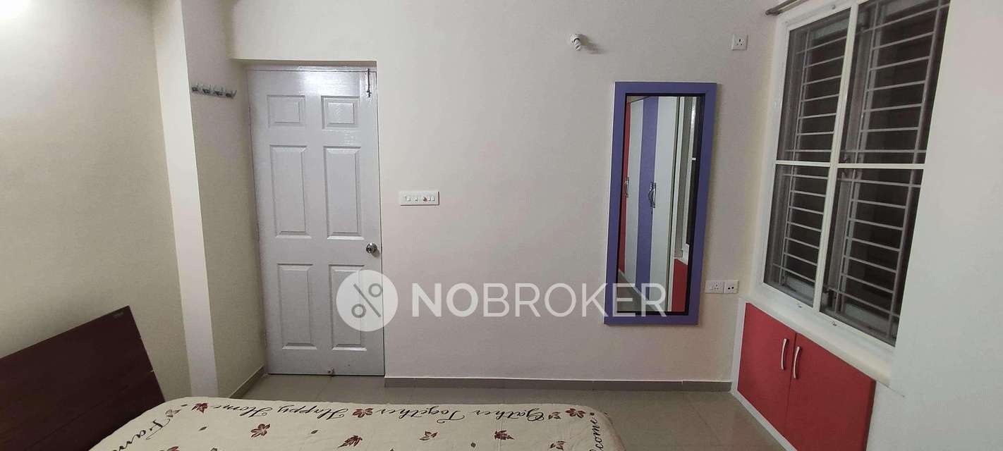 2 BHK Flat In Saroj Whitesands Apartment, Ring Road, Bangalore For Sale  In Ring Road, Bangalore