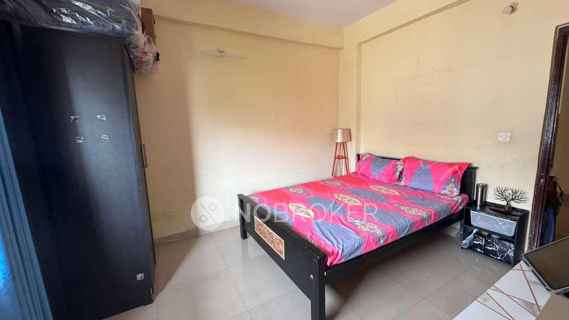 Single Room for Female In 3 BHK  In Sai Cascade Apartment In Sai Cascade Apartments