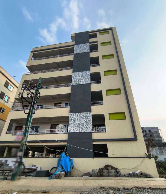 4+ BHK Flat For Sale  In Kodathi Village