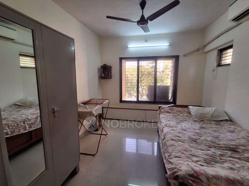 1 BHK Flat For Sale  In Ghatkopar East