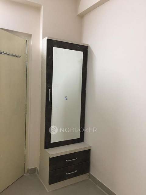 2 BHK Flat In Tnr Sulakshana, Laxmi Narashima Puram Colony For Sale  In Laxmi Narashima Puram Colony