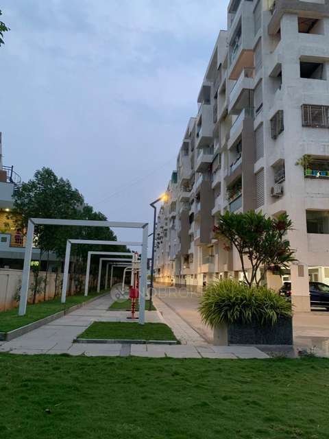 2 BHK Flat In Tnr Sulakshana, Laxmi Narashima Puram Colony For Sale  In Laxmi Narashima Puram Colony