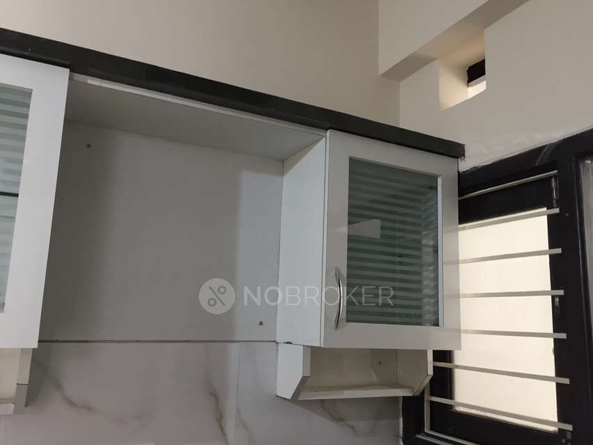 2 BHK Flat In Tnr Sulakshana, Laxmi Narashima Puram Colony For Sale  In Laxmi Narashima Puram Colony