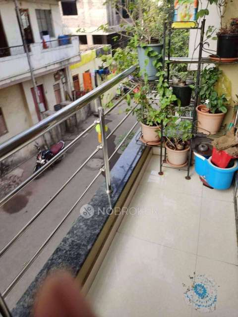 Single Room for Male In 2 BHK  In Tingre Nagar