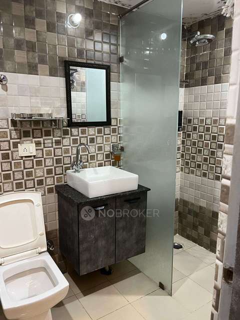 PG for Girls in Ek Murti Chowk Noida Extension