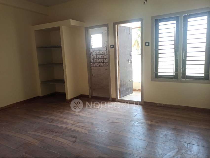 2 BHK House For Sale  In Ponniammanmedu