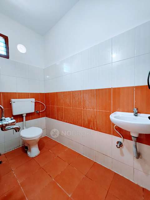 2 BHK Flat In Jayanth Towers For Sale  In Bachupally