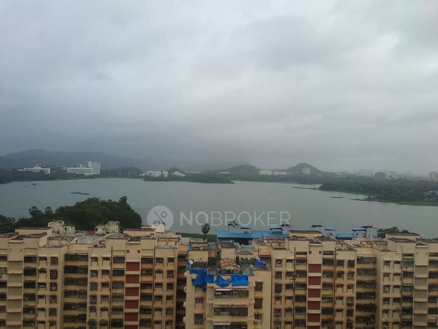 Single Room for Female In 3 BHK  In Shimmering Heights In Powai