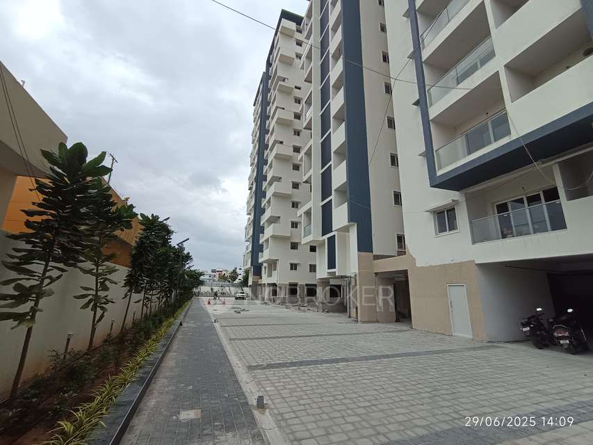 2 BHK Flat In West One Apartments for Rent In Bandlaguda Jagir