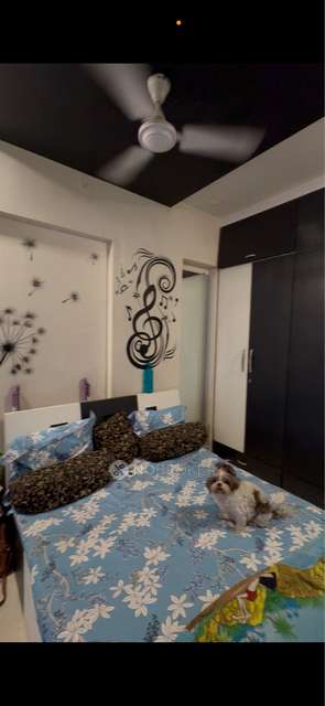 2 BHK Flat In Mandlik Nagar Chsl For Sale  In Malad West