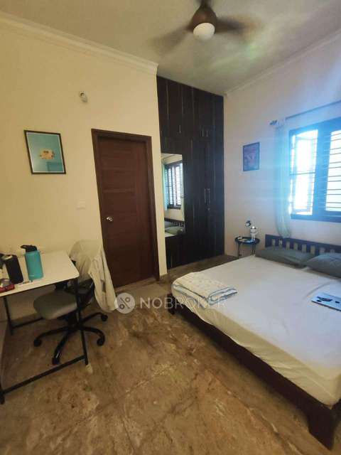 Single Room for Female In 3 BHK  In Sb In Cox Town