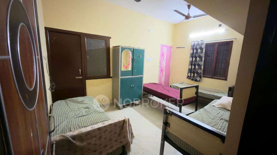 PG for Boys in Karapakkam