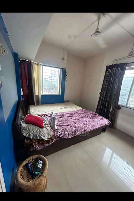 Single Room for Male In 2 BHK  In Sadafuli Park In Aundh
