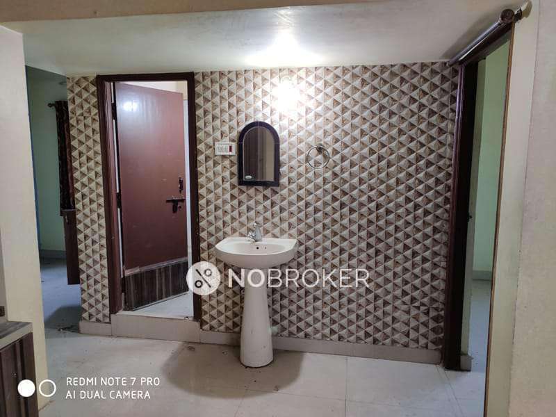 2 BHK Flat In Sai Nilayam Apartments For Sale  In Kukatpally