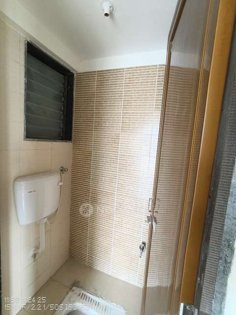 1 BHK Flat For Sale  In Chandak Nishchay