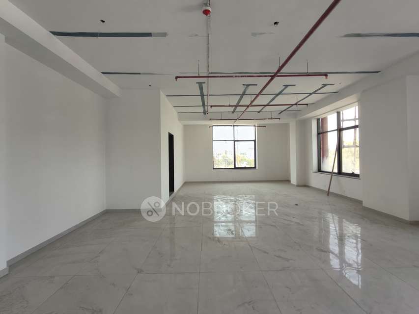 Commercial Property in Viman Nagar, Pune for sale 