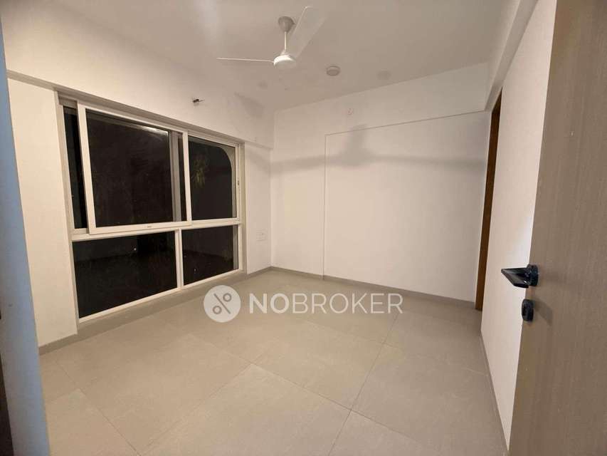 1 BHK Flat In Mahavir Arham Mourya For Sale  In Chembur East