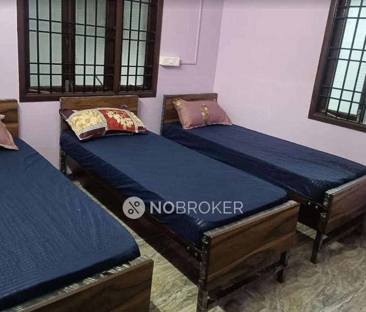 PG for Girls in Navalur