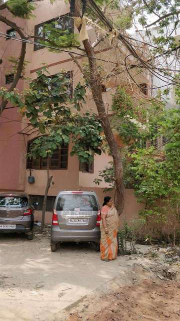 4+ BHK House For Sale  In  Dayal Bagh Colony