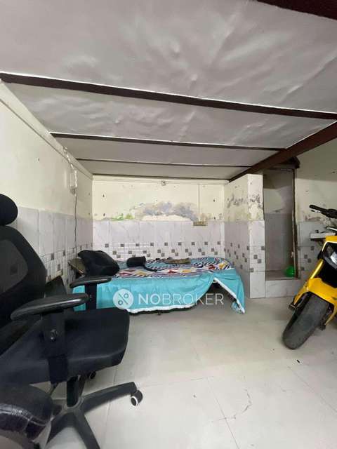3 BHK Flat In Standalone Building  For Sale  In Shahdara