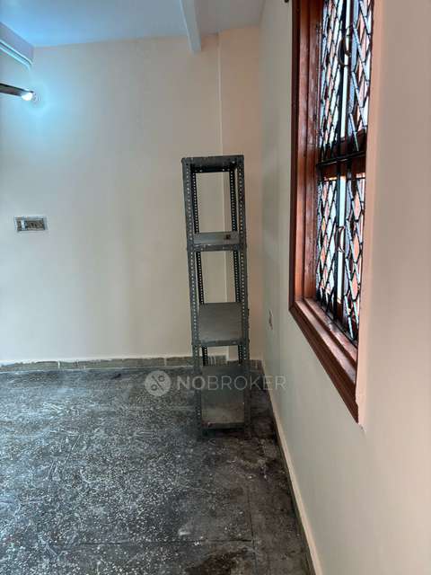 1 BHK Flat In Apartment  for Rent  In Laxminagar 