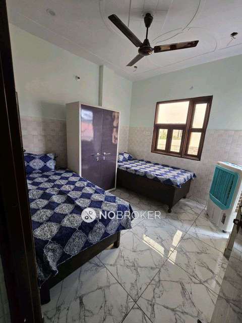 PG for Girls in Mundka