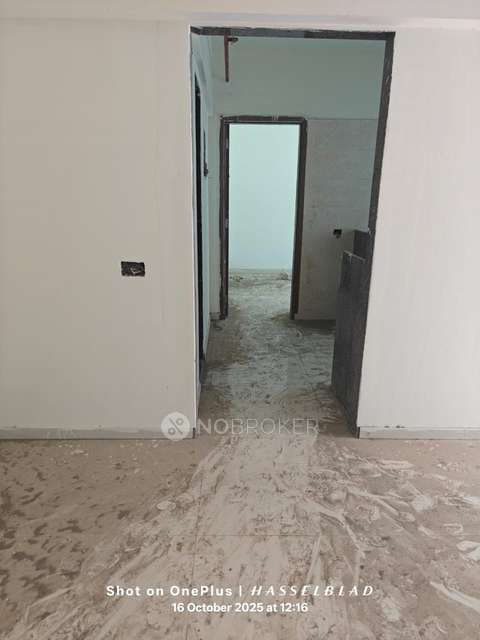 1 BHK Flat In Gauri Excellency For Sale  In Kandivali West