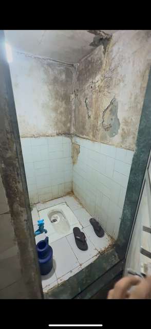 1 RK Flat For Sale  In Masjid Bandar West, Masjid Bandar