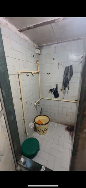 1 RK Flat For Sale  In Masjid Bandar West, Masjid Bandar