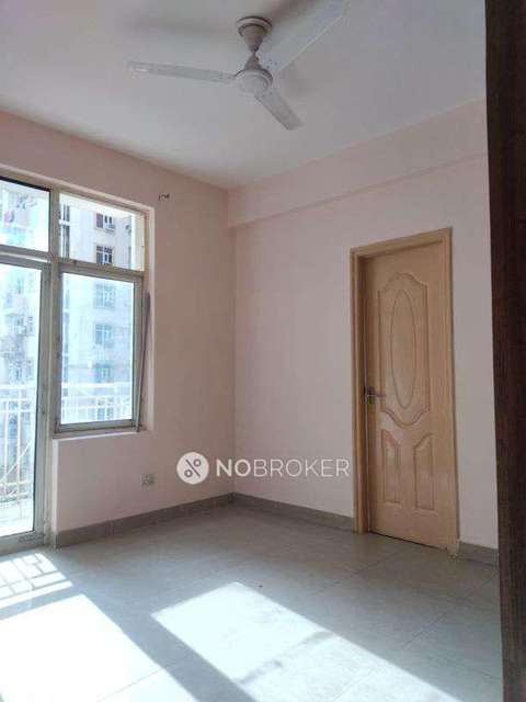 2 BHK Flat In Shree Vardhman Mantra For Sale  In Sector 67