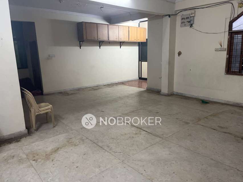 Commercial Property in Nampally, Hyderabad for Rent