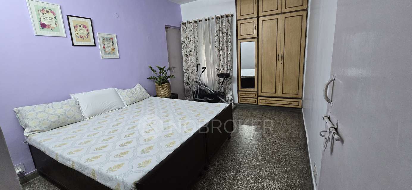 3 BHK Flat In Arjun Apartments For Sale  In Vikaspuri