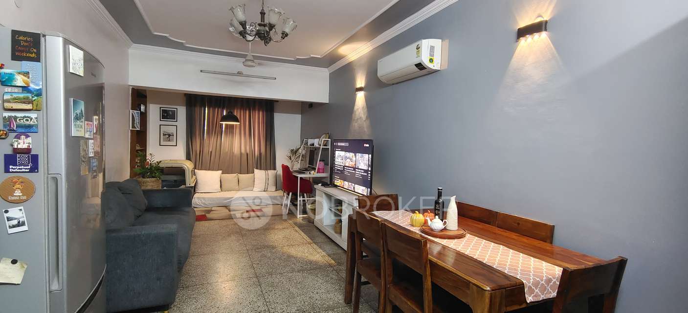 3 BHK Flat In Arjun Apartments For Sale  In Vikaspuri