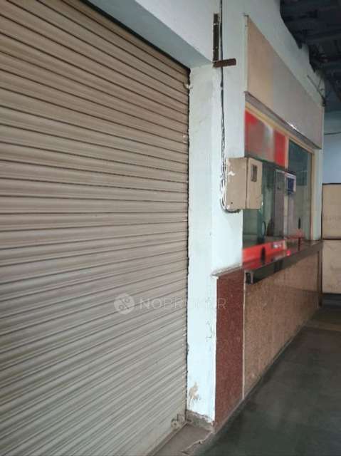 Shop in Jhandewalan Extension, Delhi for Rent 