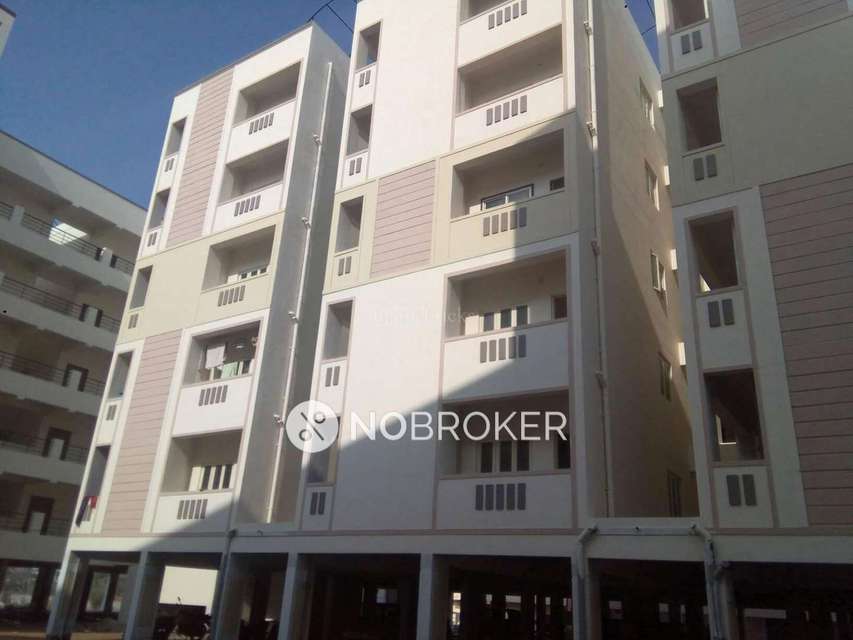 2 BHK Flat In Sai Dhamam Apartmemt For Sale  In Chanda Nagar