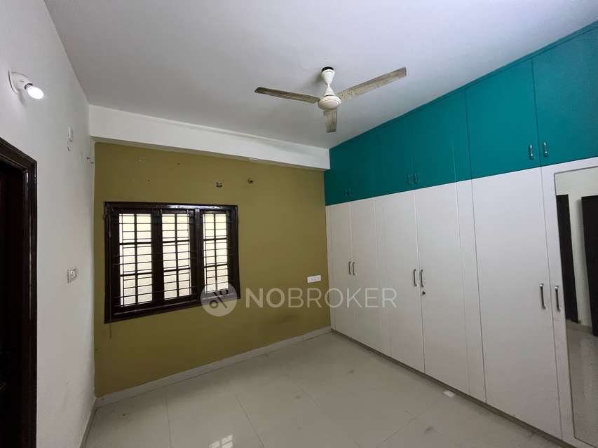 Single Room for Female In 3 BHK  In Single Room In 3bhk Flat In Aditya Arcade In Aditya Arcade