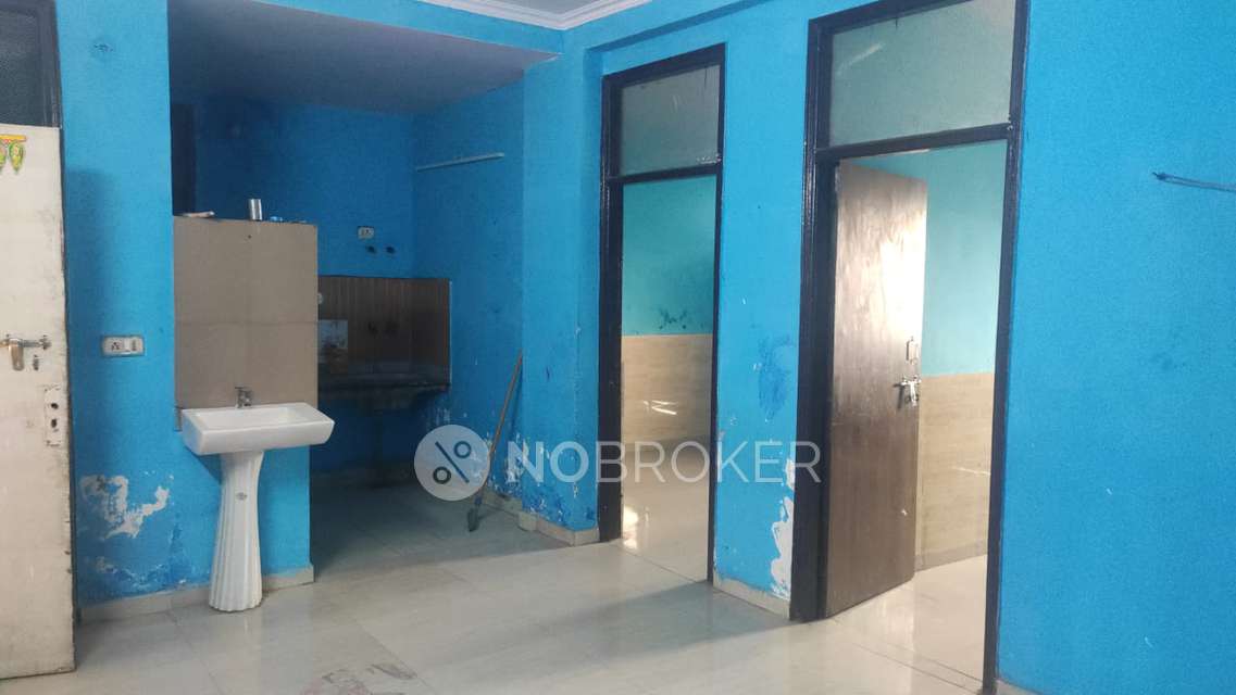 2 BHK Flat In Areez Shisl Tower, Sector 68 for Rent  In Sector 68